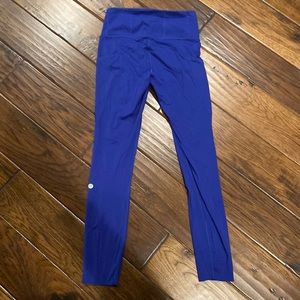 Fast and Free 23” blue colored legging by Lululemon